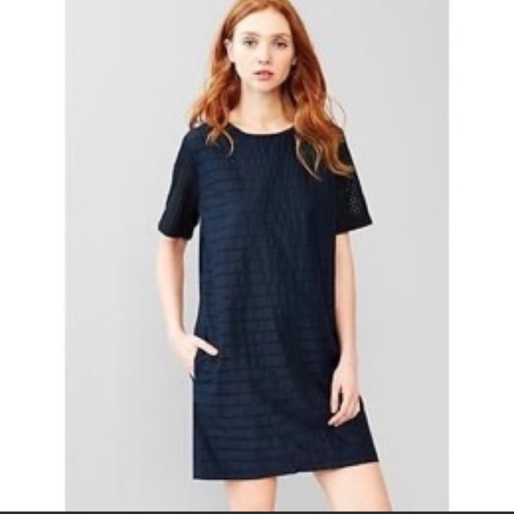 🎁NWT GAP black cotton shift dress NWT🎁